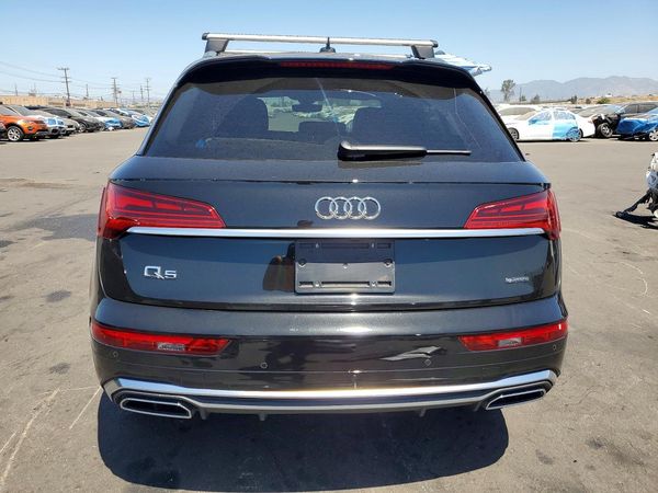 2025 AUDI Q5 E S Line quattro Premium