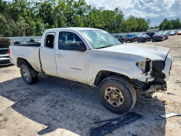2016 TOYOTA TACOMA — Passenger 3/4