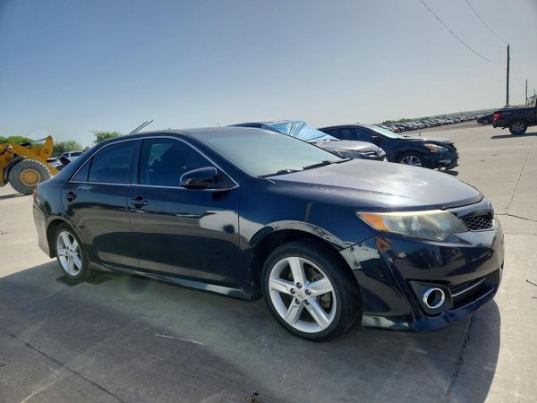 2012 TOYOTA CAMRY