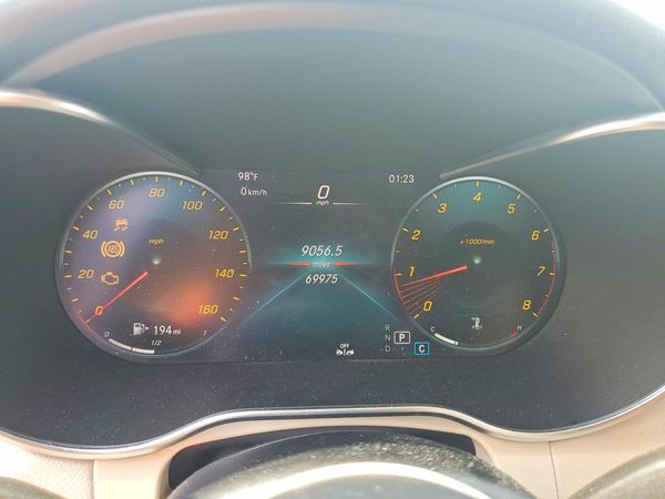 2021 MERCEDES-BENZ GLC GLC300-4M