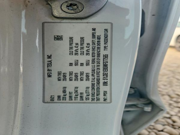 2021 TESLA MODEL 3