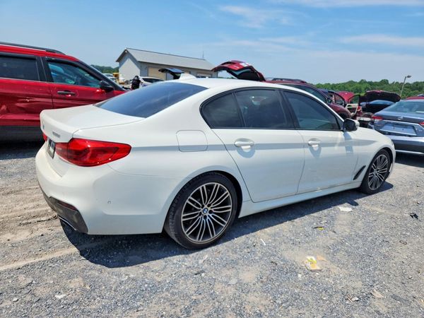 2019 BMW 530