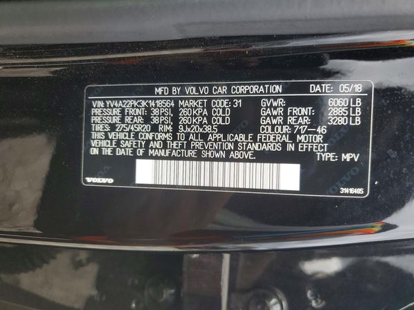 2019 VOLVO XC90 Momentum