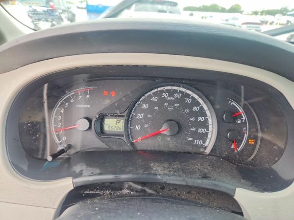 2014 TOYOTA SIENNA