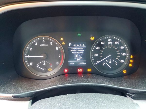 2019 HYUNDAI TUCSON SE