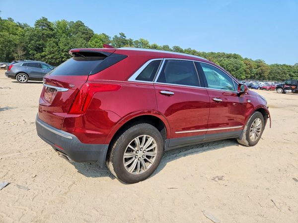 2017 CADILLAC XT5