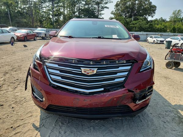 2017 CADILLAC XT5