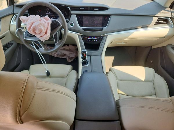 2017 CADILLAC XT5