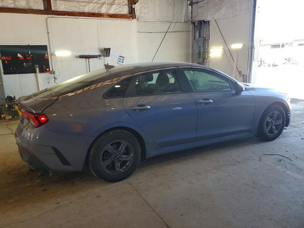 2022 KIA K5