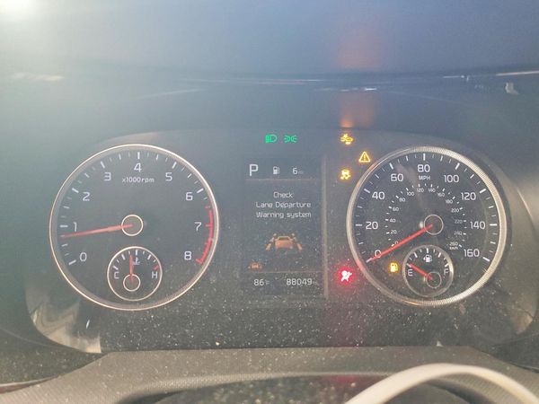2022 KIA K5