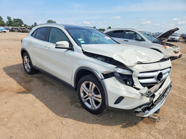 2017 MERCEDES-BENZ GLA GLA250-4M
