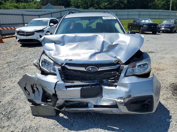 2018 SUBARU FORESTER