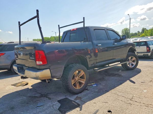 2014 RAM 1500 SLT