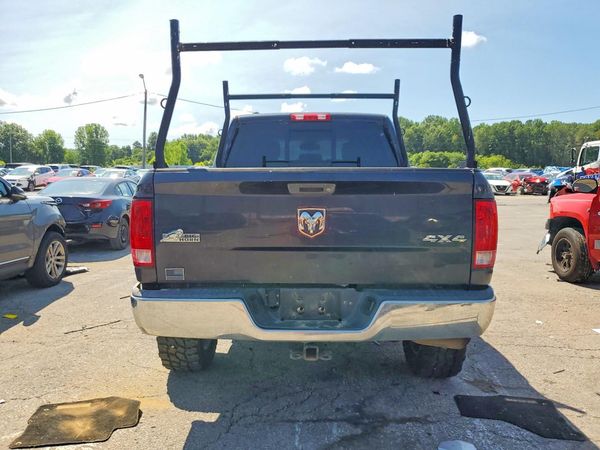 2014 RAM 1500 SLT