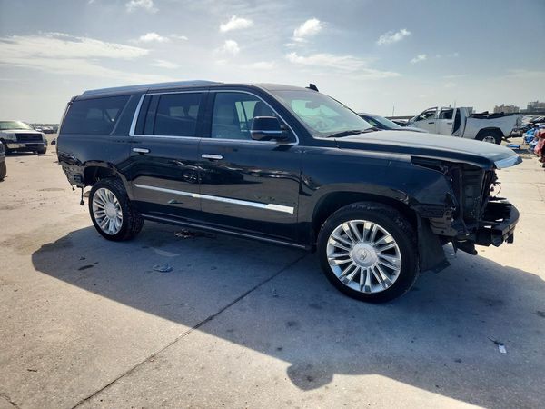 2018 CADILLAC ESCALADE