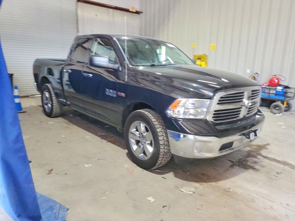2016 RAM 1500 SLT — Passenger 3/4
