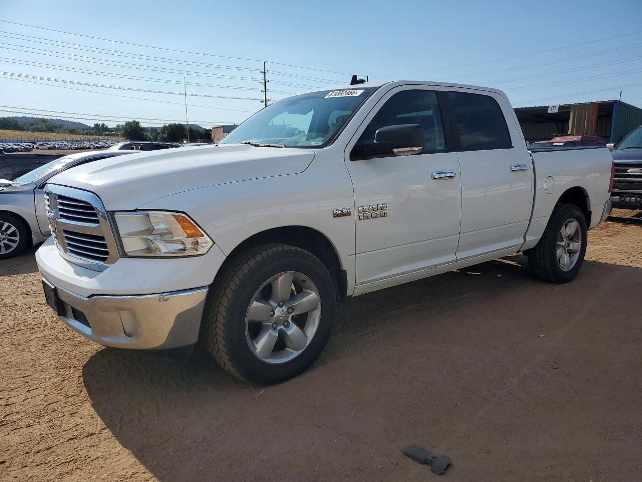 2015 RAM 1500 SLT