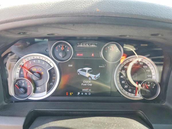2015 RAM 1500 SLT