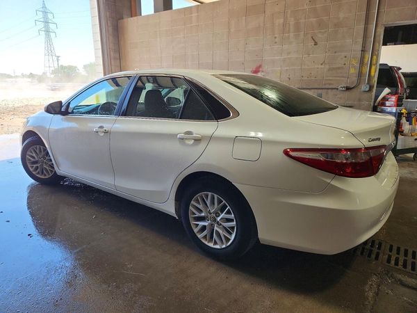 2016 TOYOTA CAMRY