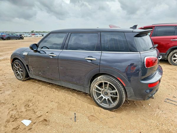 2018 MINI COOPER