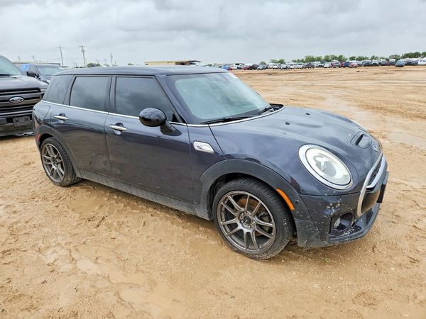 2018 MINI COOPER