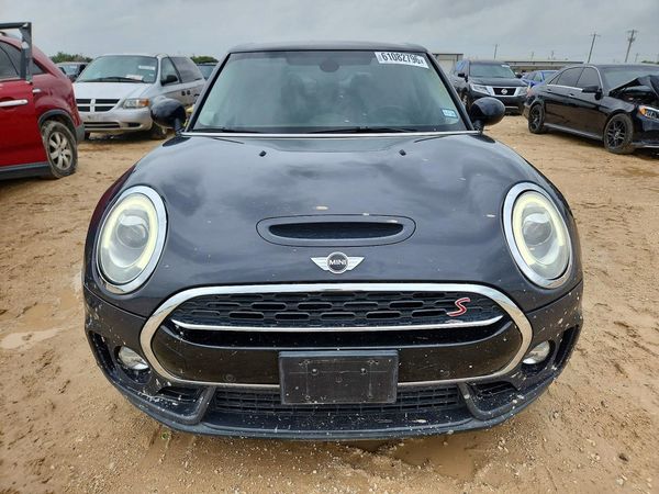 2018 MINI COOPER
