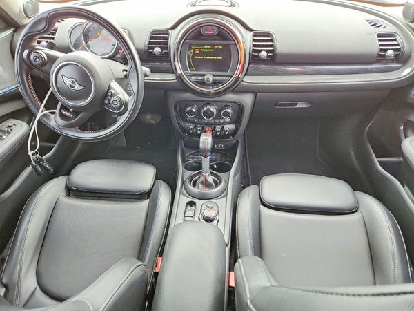 2018 MINI COOPER