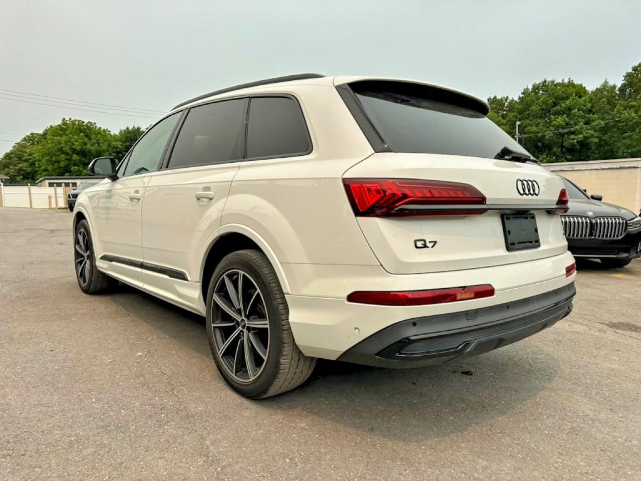2022 AUDI Q7 quattro Premium Plus