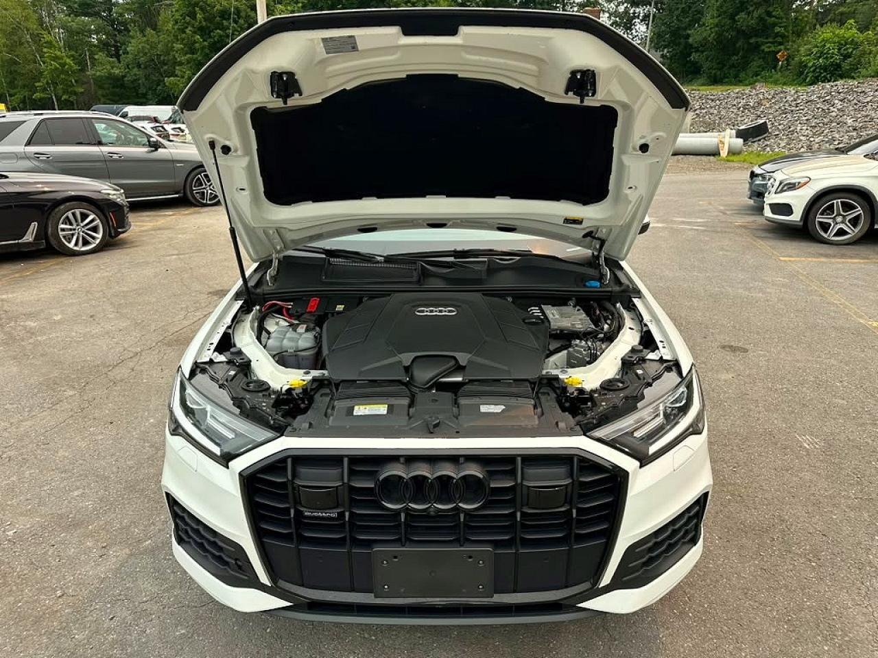 2022 AUDI Q7 quattro Premium Plus