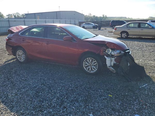 2016 TOYOTA CAMRY
