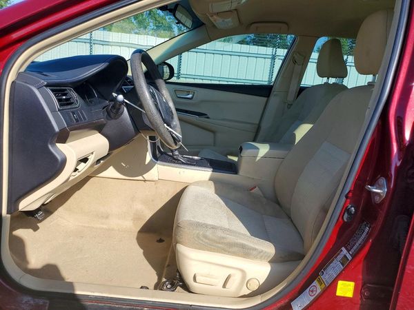 2016 TOYOTA CAMRY