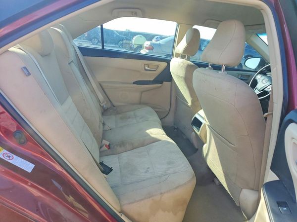 2016 TOYOTA CAMRY