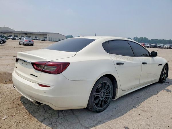 2015 MASERATI QUATTROPOR Essence — PSRA