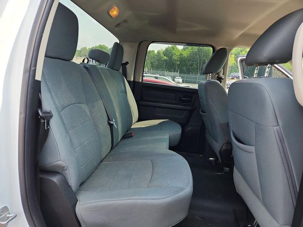 2013 RAM 1500 ST