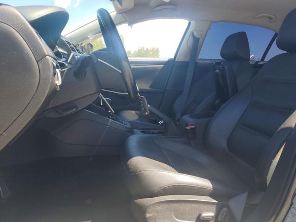 2017 VOLKSWAGEN JETTA SEL, SEL Premium