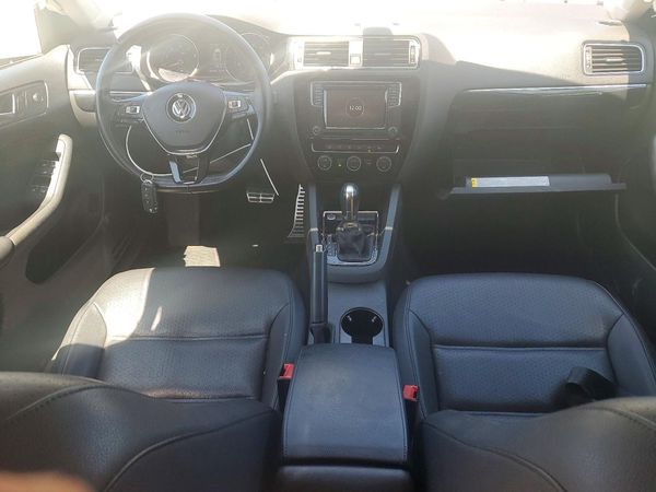 2017 VOLKSWAGEN JETTA SEL, SEL Premium