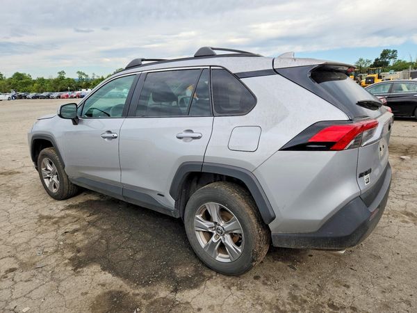 2024 TOYOTA RAV4 XLE — DSRA