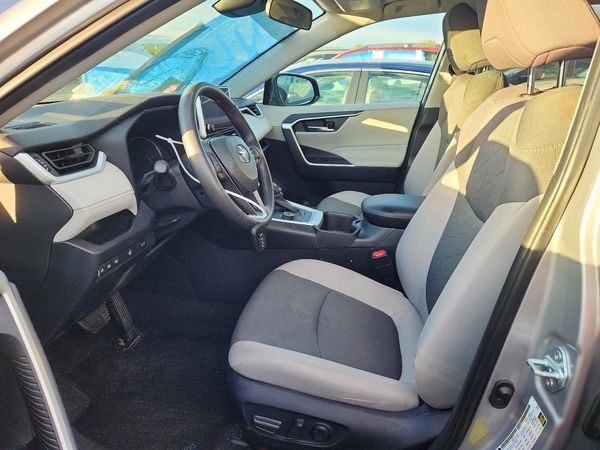 2024 TOYOTA RAV4 XLE — DENT