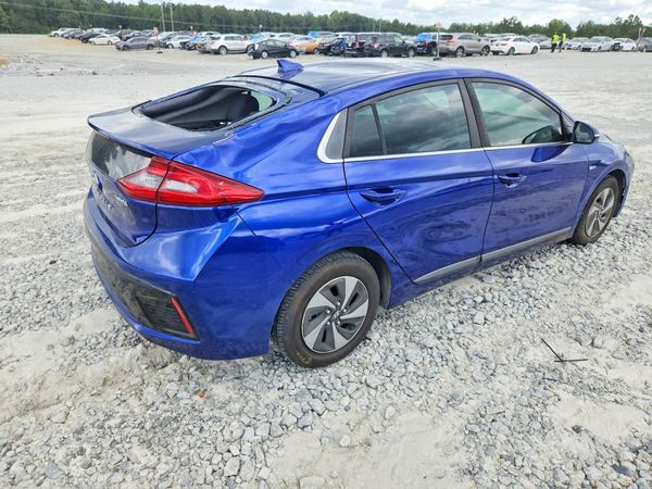 2019 HYUNDAI IONIQ SEL (HEV)
