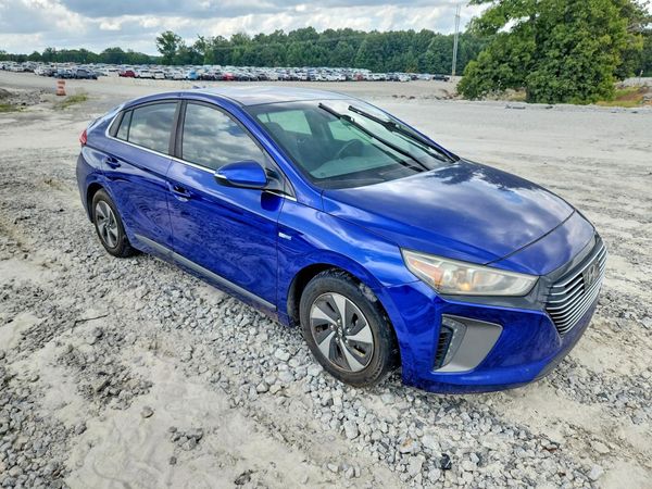 2019 HYUNDAI IONIQ SEL (HEV)