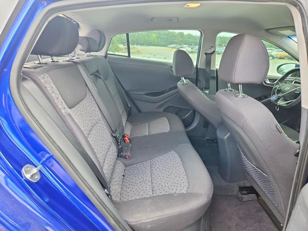 2019 HYUNDAI IONIQ SEL (HEV)