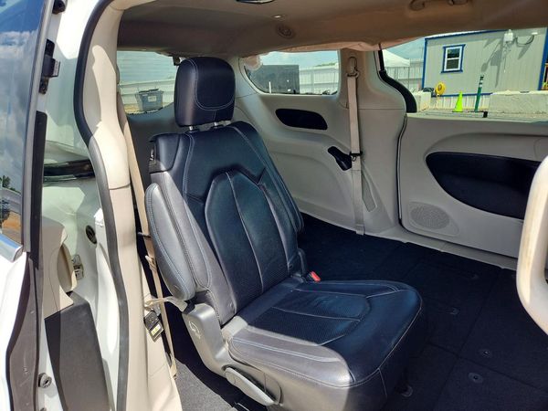 2021 CHRYSLER PACIFICA