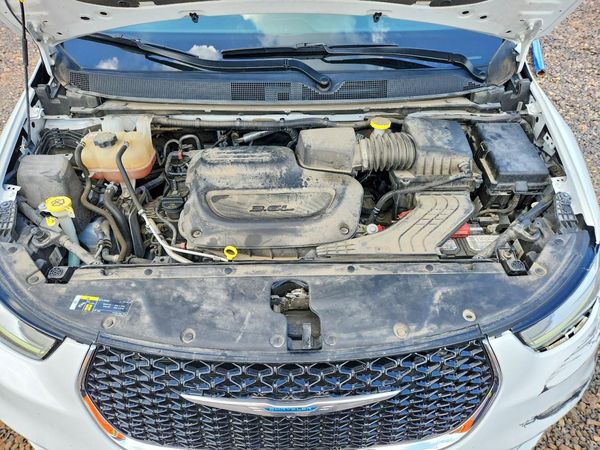 2021 CHRYSLER PACIFICA
