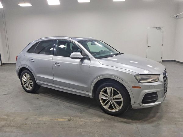 2016 AUDI Q3 quattro Premium Plus