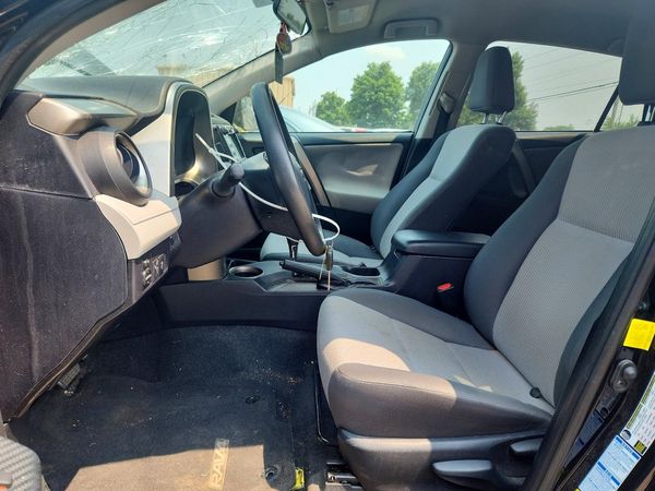 2015 TOYOTA RAV4 LE (X Grade)