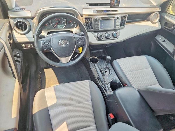 2015 TOYOTA RAV4 LE (X Grade)