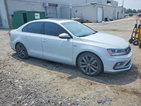 2017 VOLKSWAGEN JETTA