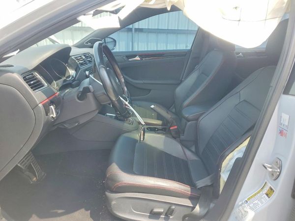 2017 VOLKSWAGEN JETTA