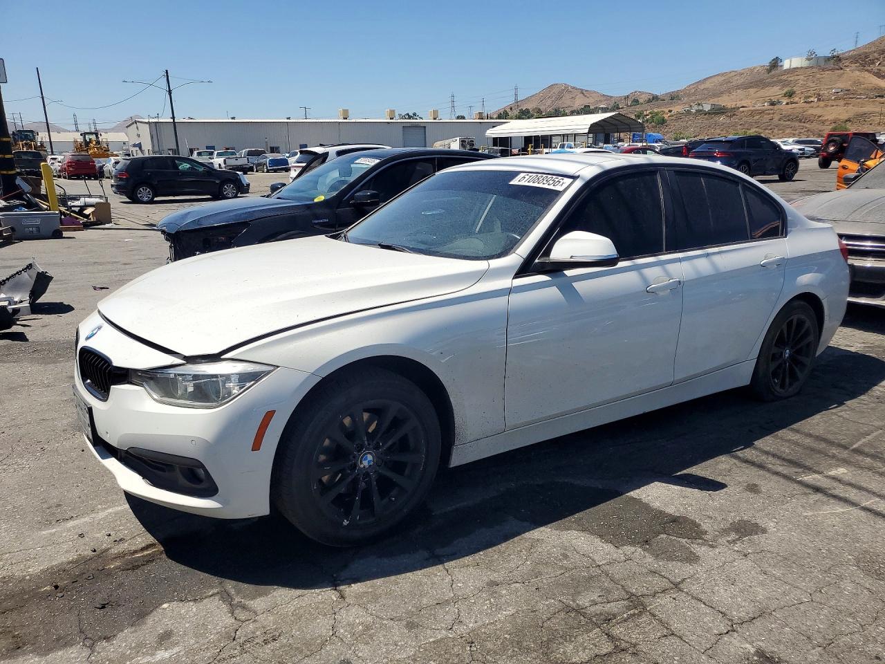 2017 BMW 320