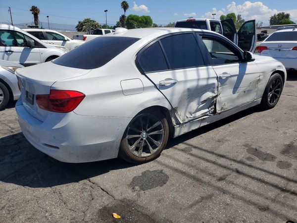 2017 BMW 320